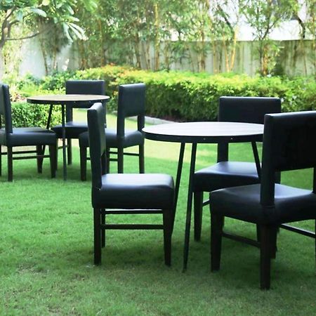 Hotel Citi Inn Grande Zirakpur Bagian luar foto