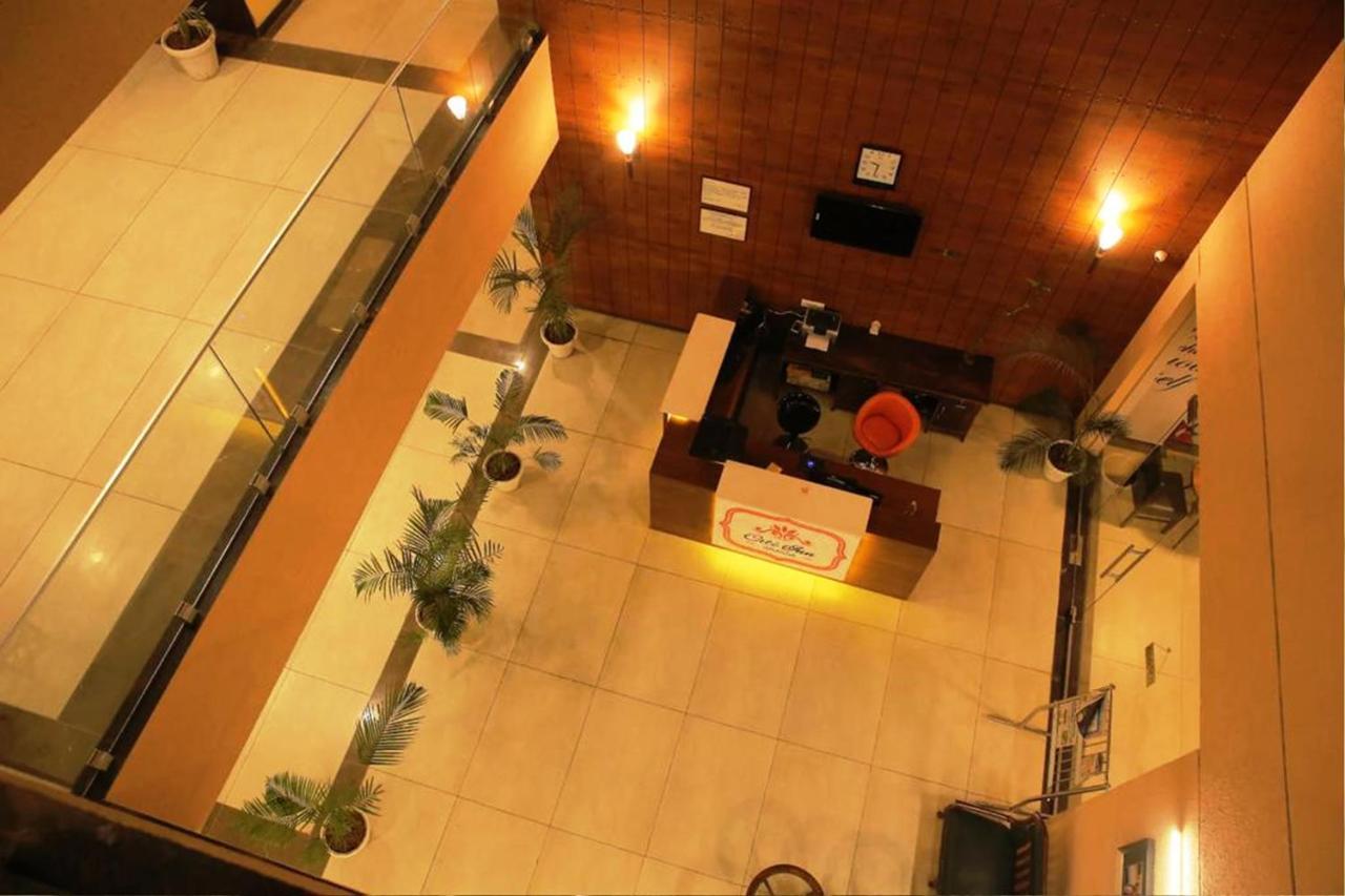 Hotel Citi Inn Grande Zirakpur Bagian luar foto